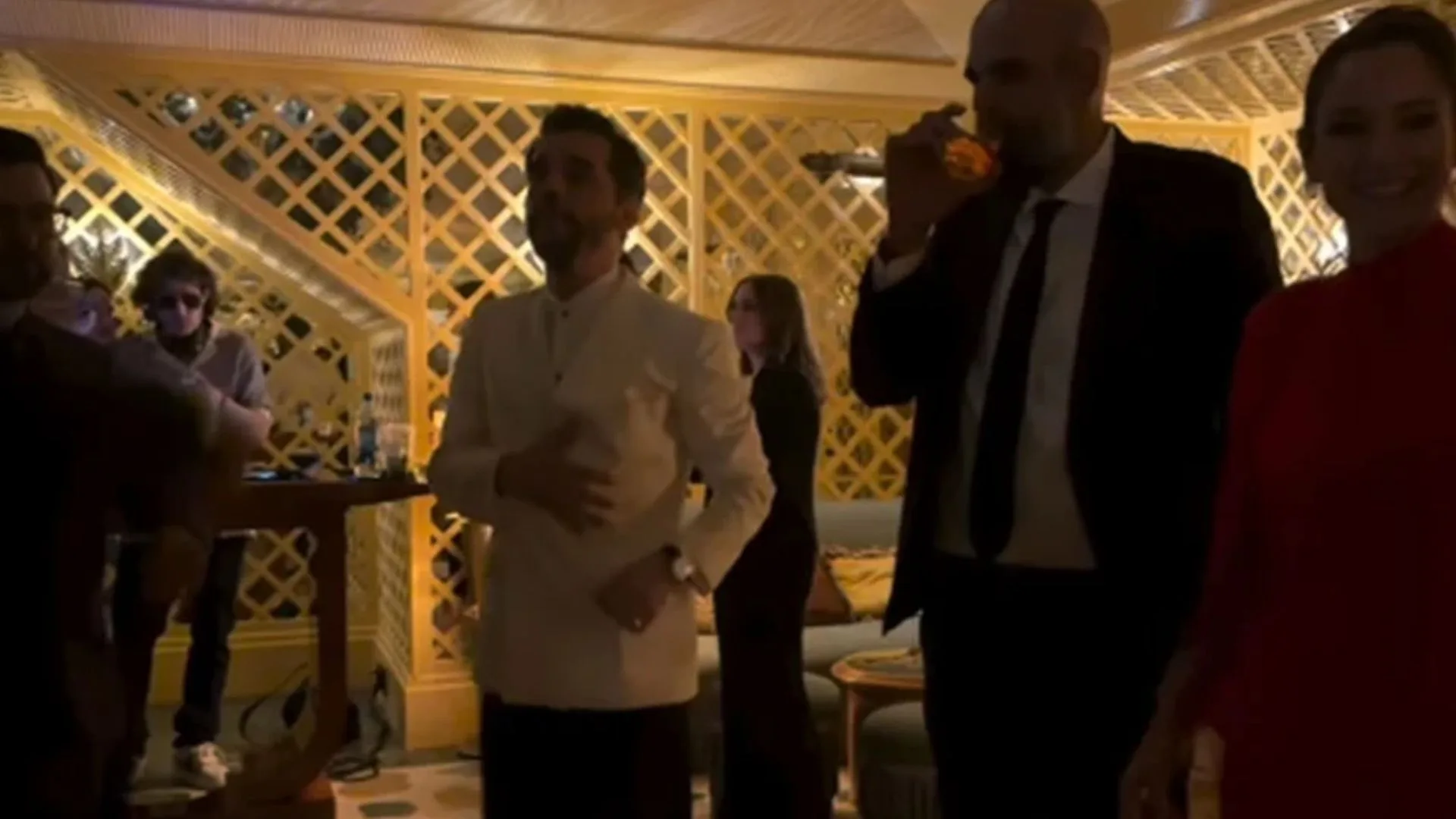 Wagner Moura exibe samba no pé após prêmios no Globo de Ouro