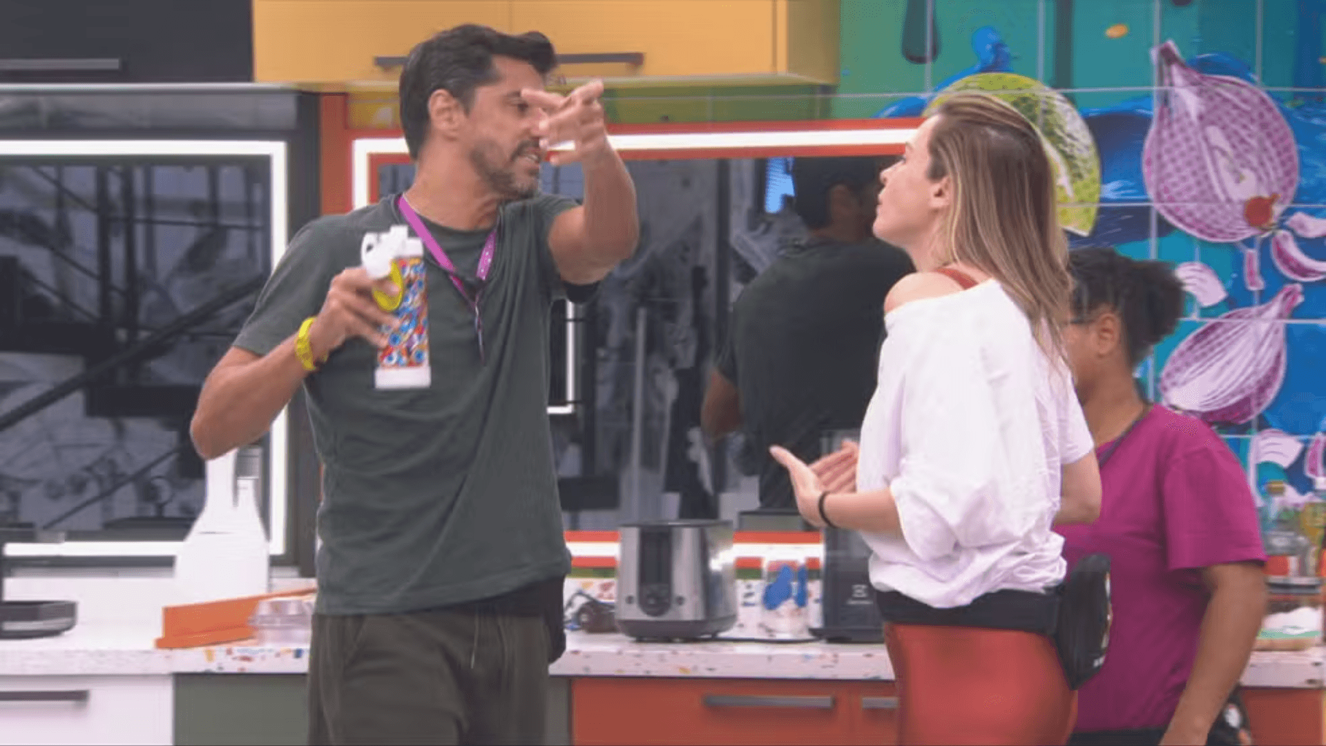 Ana Paula e Cowboy voltam a discutir sobre família: “Xingou”