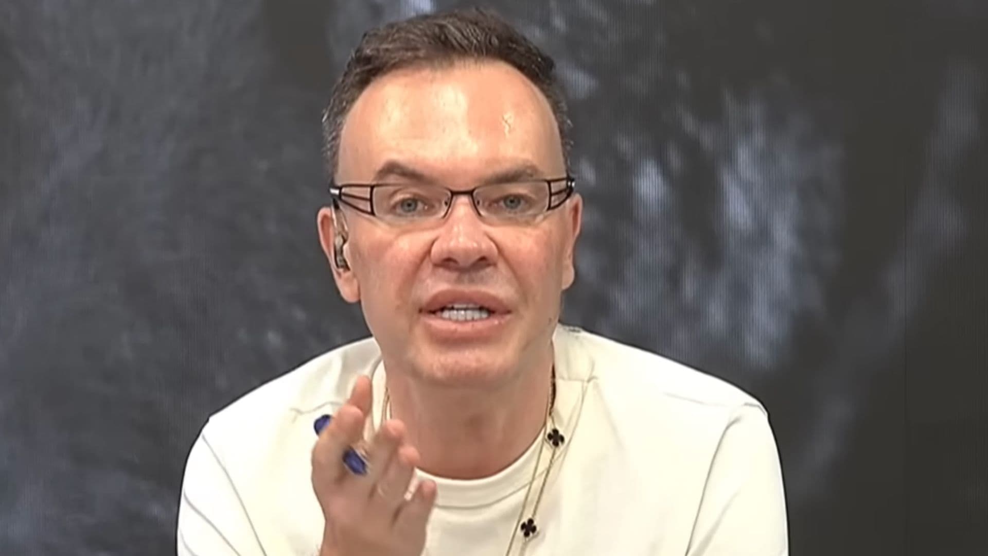 Cão Orelha: Após Polícia Civil concluir investigações, Felipeh Campos se revolta