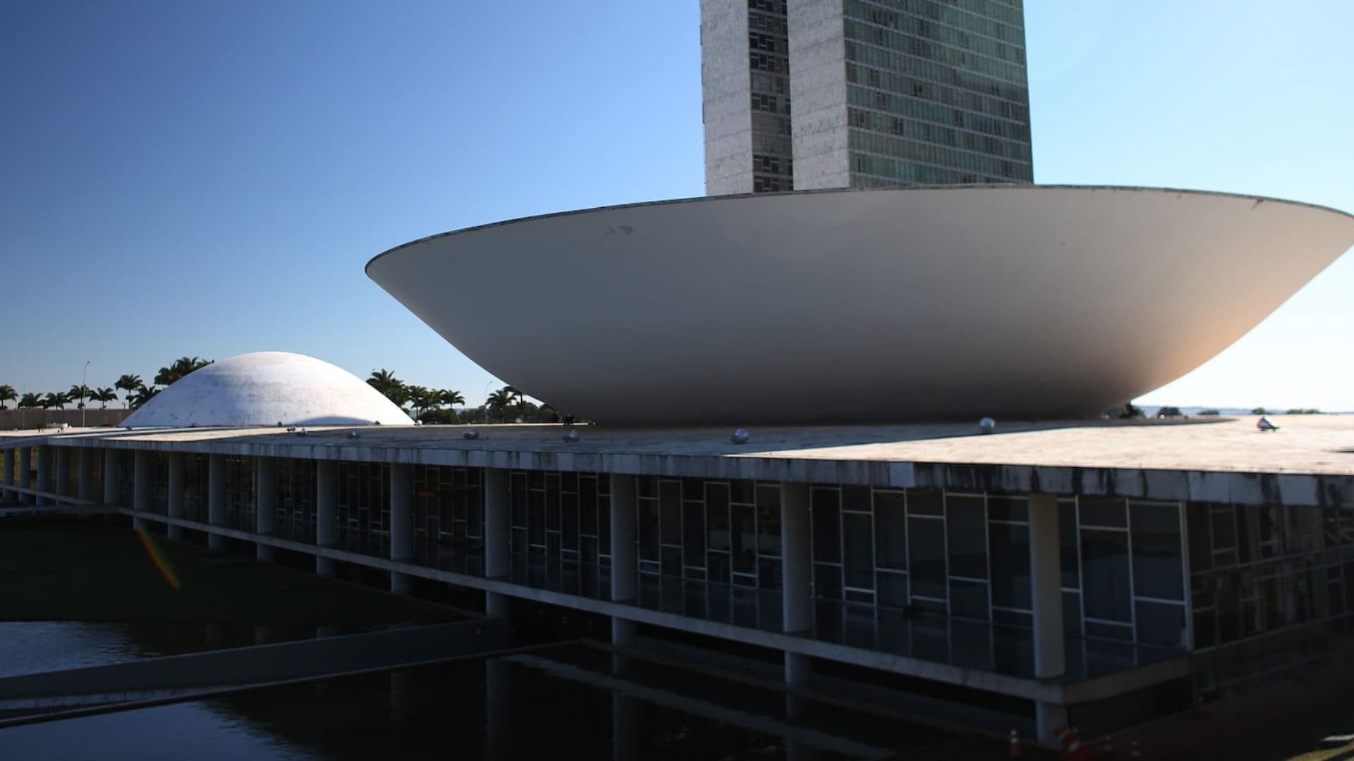 CPMI aprova quebra de sigilo do filho de Lula; sessão acaba em pancadaria