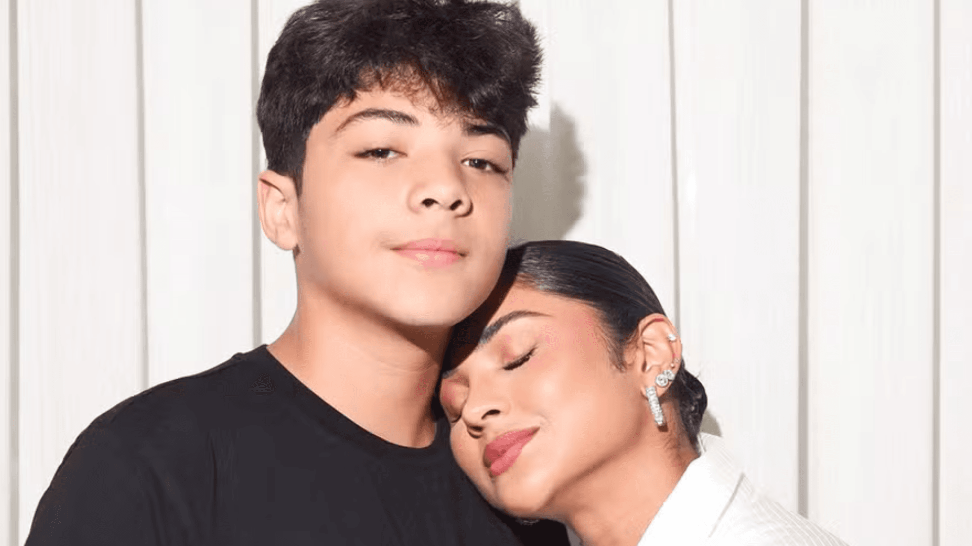 Mileide Mihaile relembra susto com o filho após diagnóstico de tumor