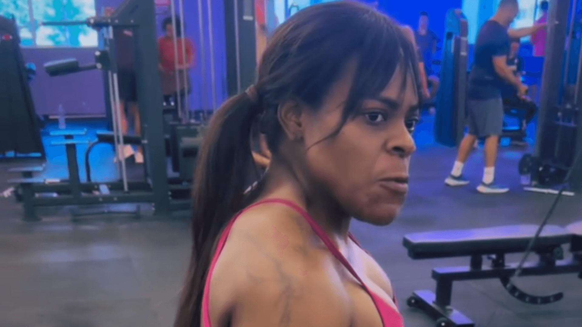 Jojo Todynho exibe físico atual em vídeo treinando e rebate críticas