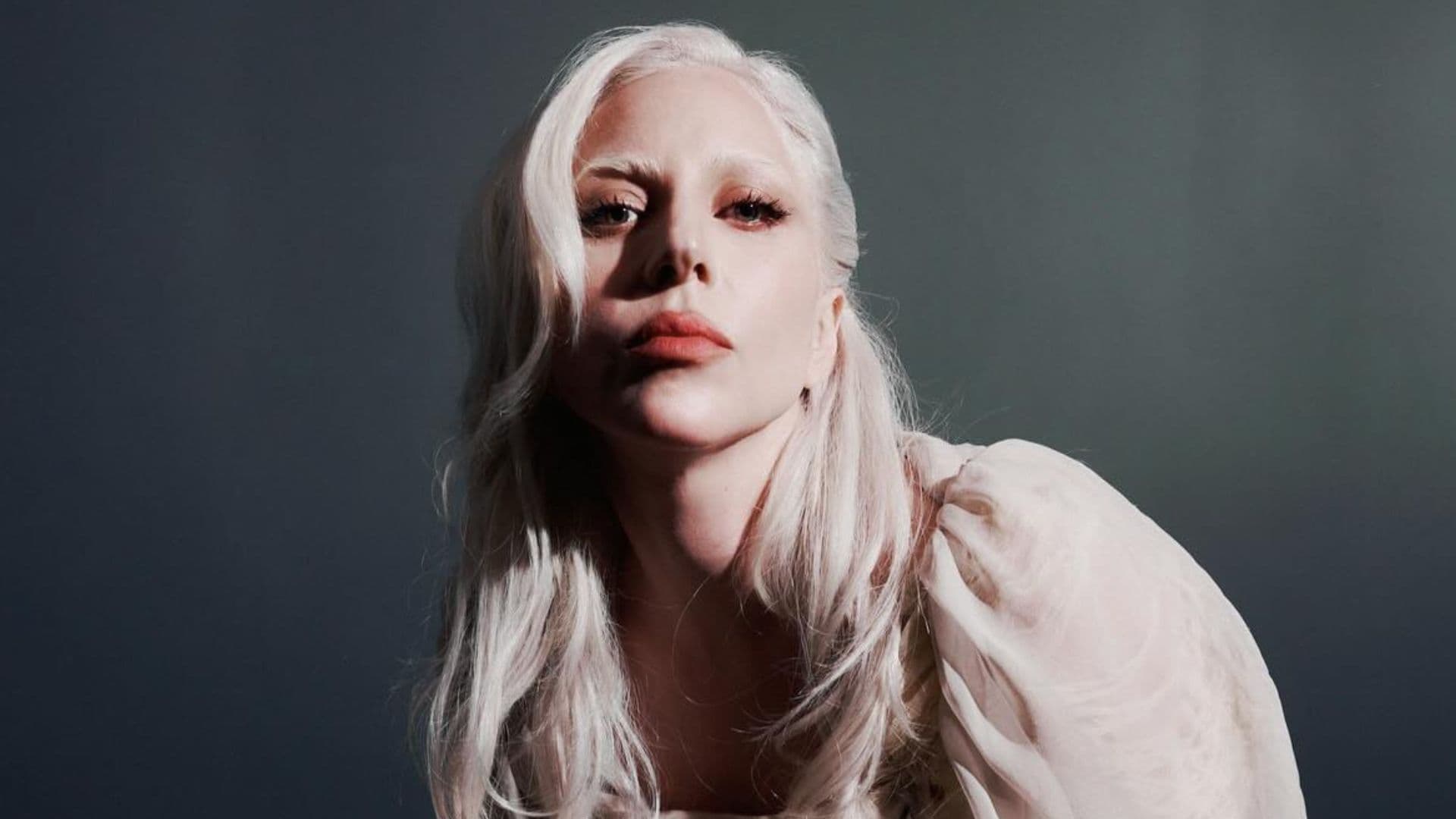 Lady Gaga perde a peruca durante apresentação em Tóquio