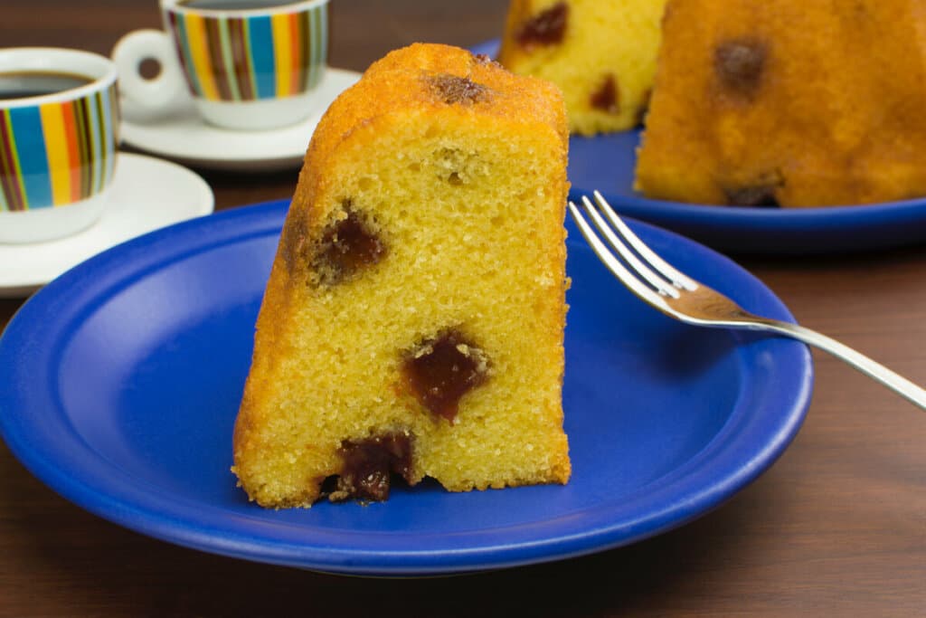 Bolo de fubá: 7 receitas práticas e deliciosas para o café da tarde