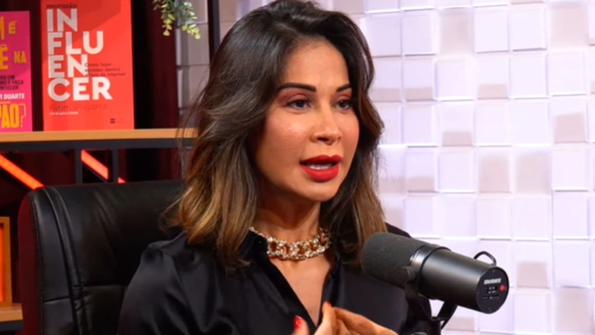 Maíra Cardi revela deformação no rosto após procedimento estético