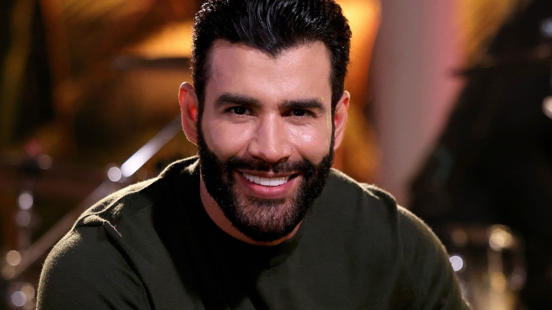 Após ser anunciado como embaixador da Festa do Peão de Barretos, Gusttavo Lima comemora