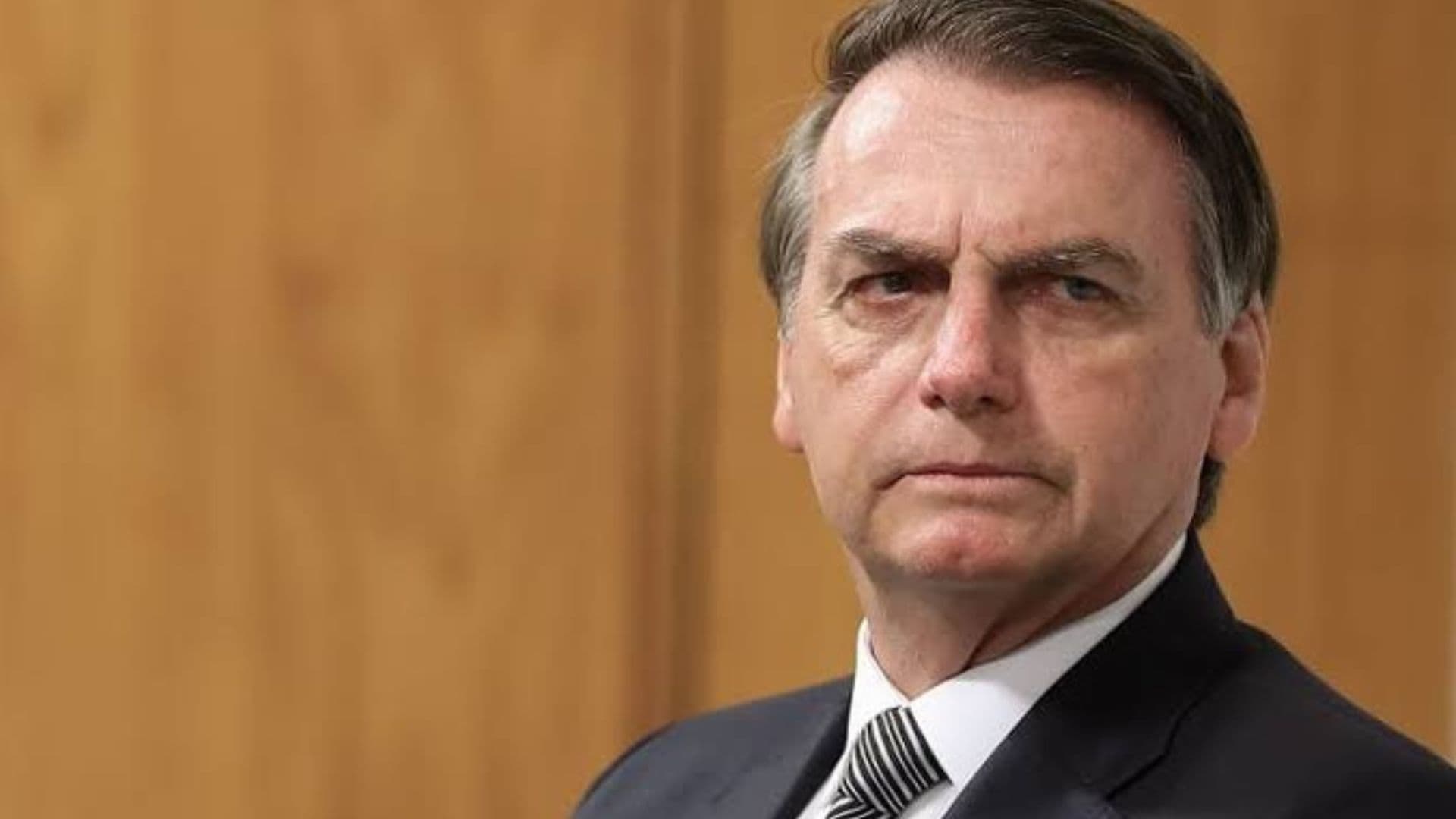 Bolsonaro apresenta melhora clínica na UTI, diz novo boletim médico