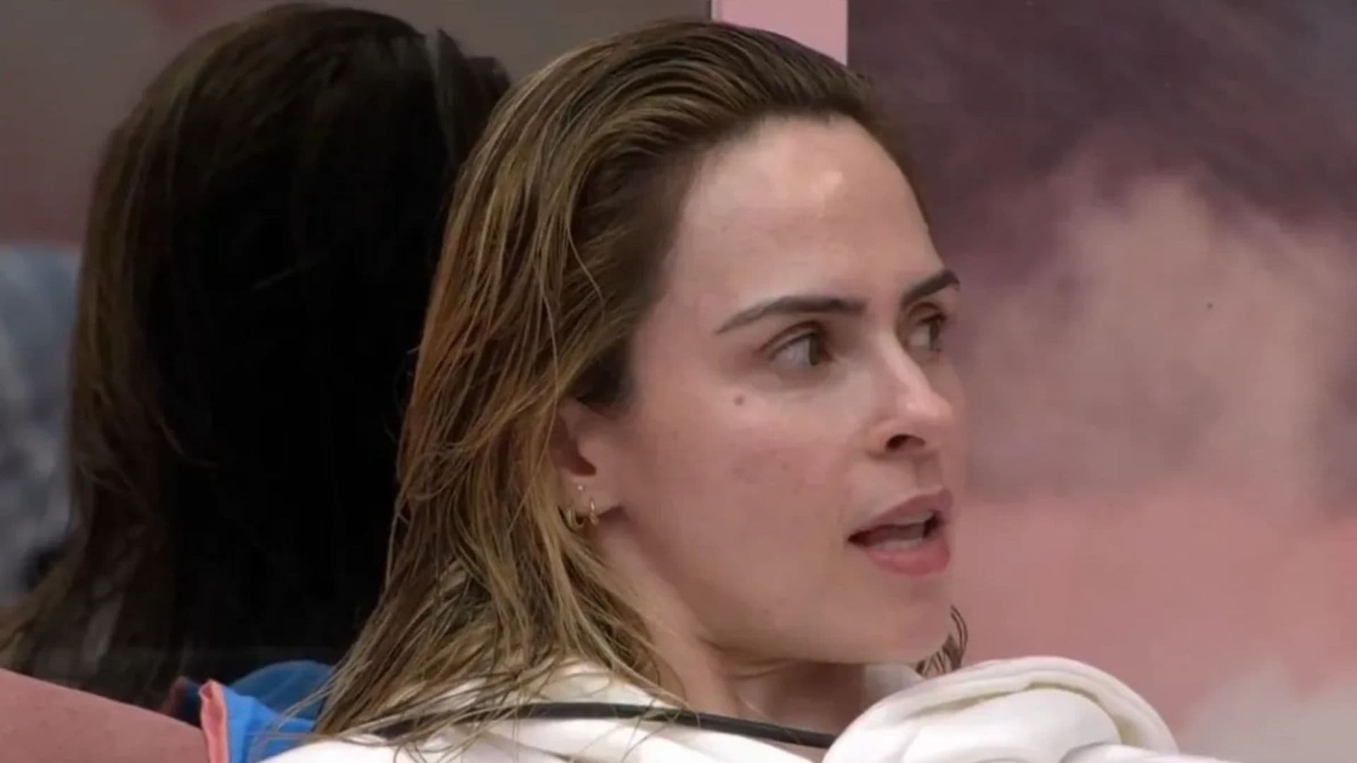 Ana Paula diz que parabenizou Datena por cadeirada em Pablo Marçal