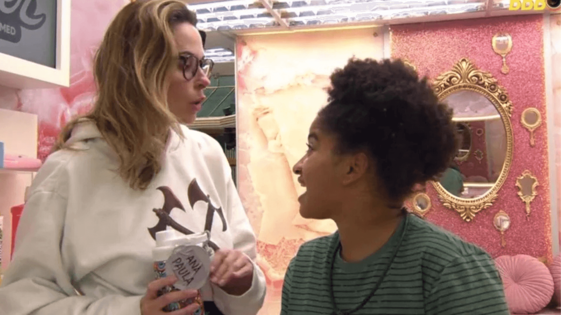 Milena e Ana Paula fazem as pazes e voltam a comentar jogo de Chaiany