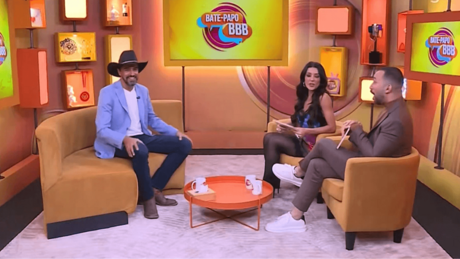 Gil do Vigor e Alberto Cowboy trocam farpas após eliminação