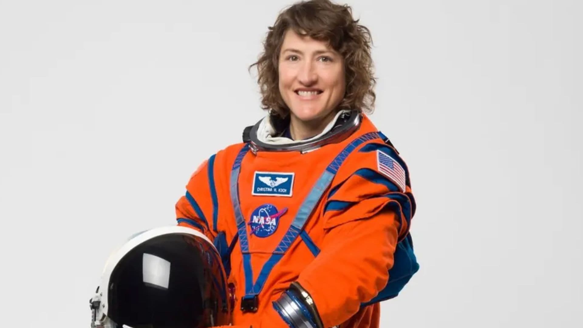 Astronauta reencontra cachorrinha após 10 dias na missão Artemis II