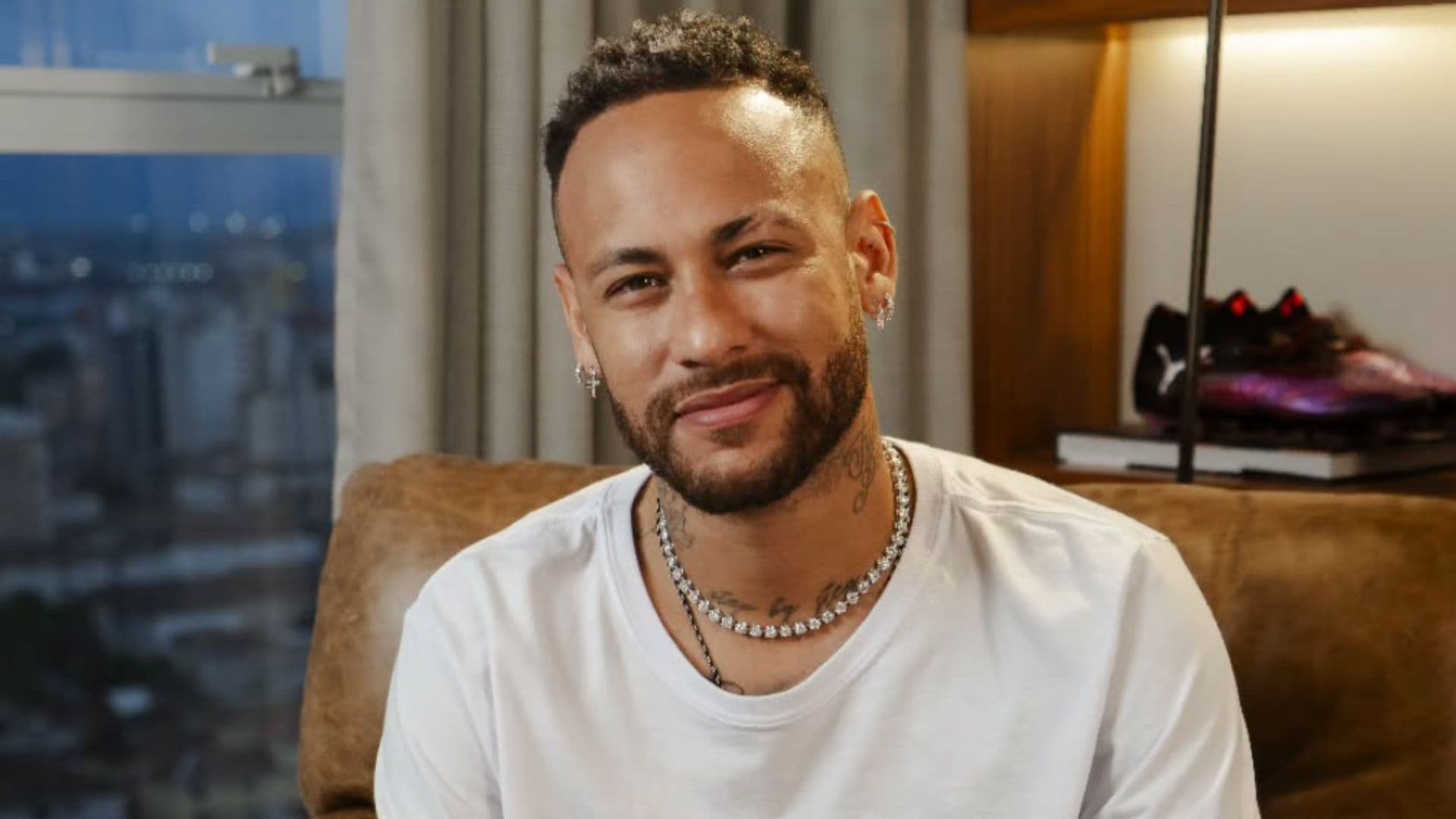 Dublador faz leitura labial de briga entre Neymar e torcedor do Santos