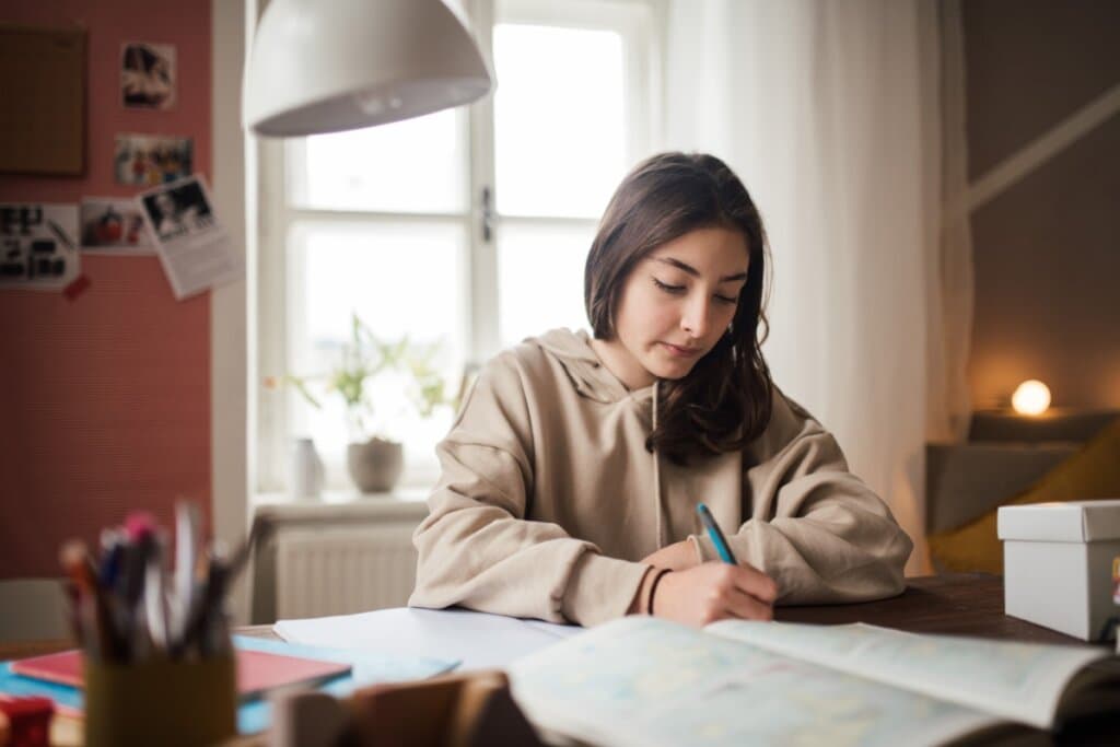 5 hábitos que aceleram o aprendizado e impulsionam a alta performance acadêmica