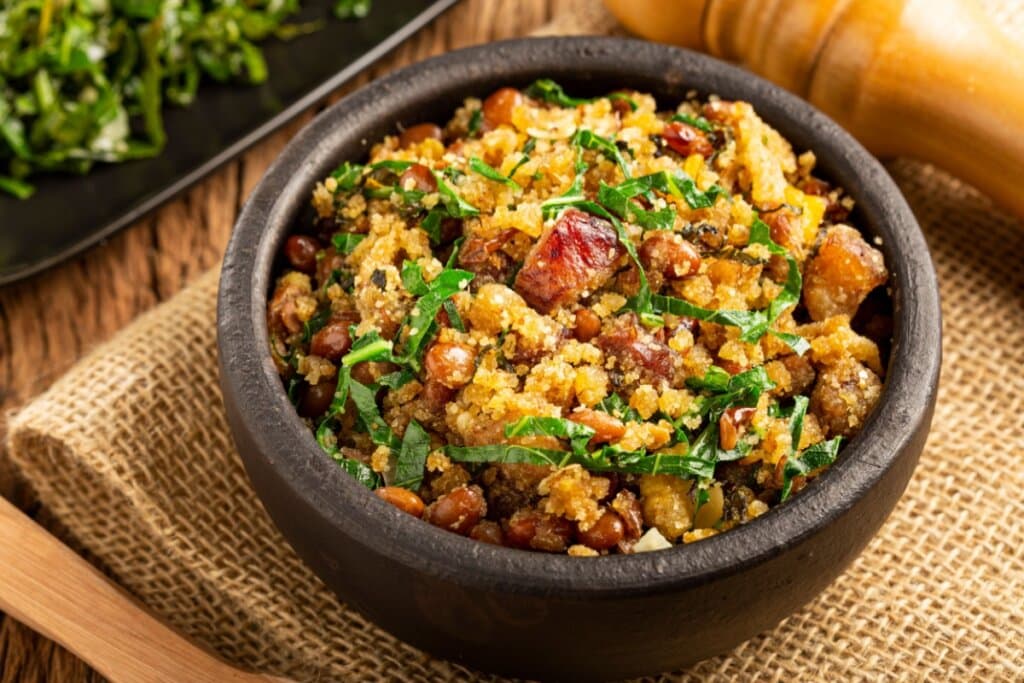 5 pratos da culinária mineira irresistíveis e fáceis de preparar