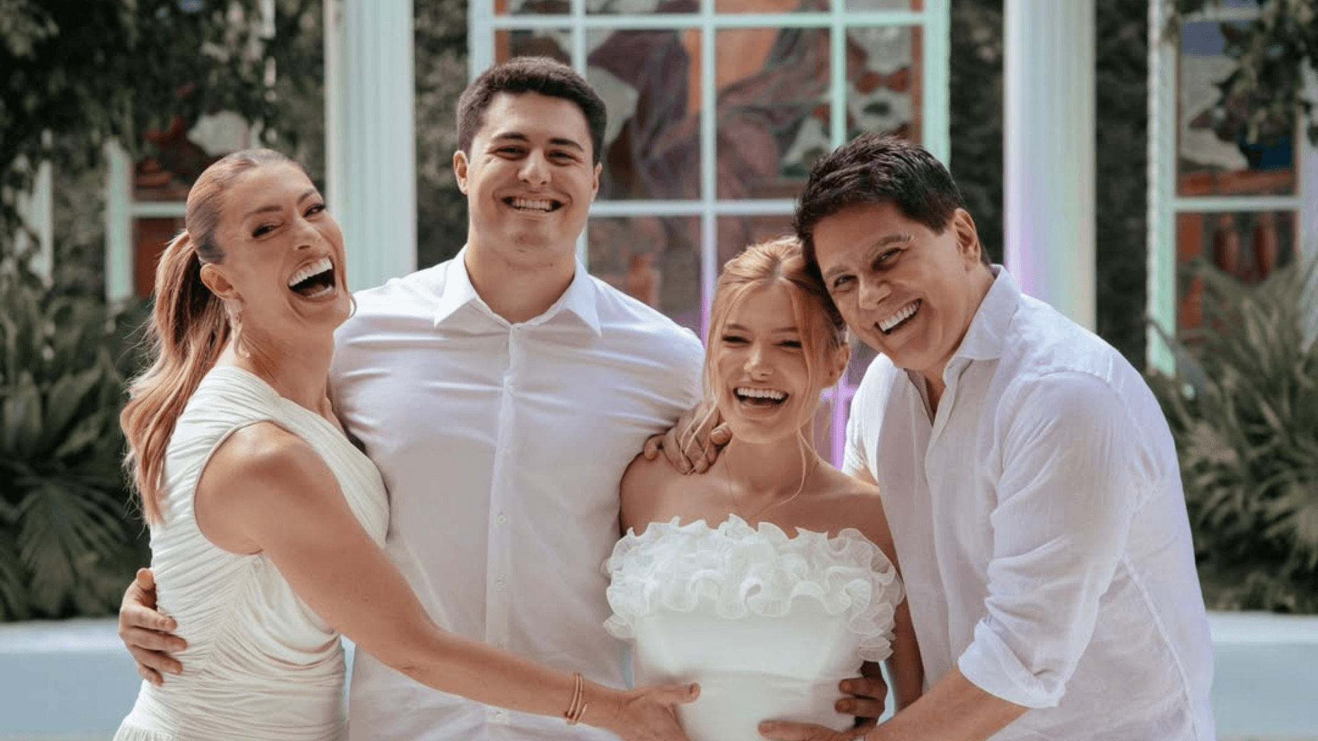 Cesar Filho e Elaine Mickely serão avós de uma menina