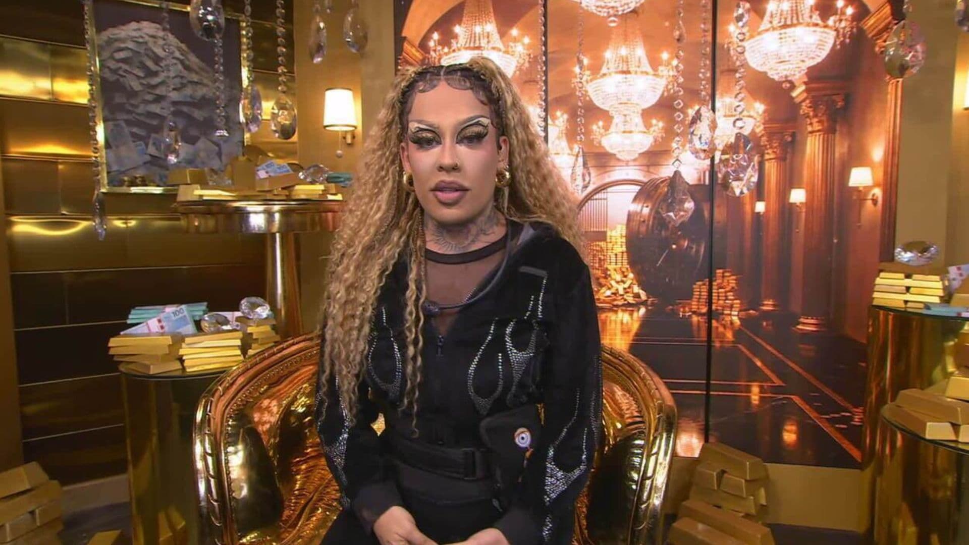 BBB 26: Gloria Groove viraliza ao imitar Maxiane durante ‘voto’ no confessionário