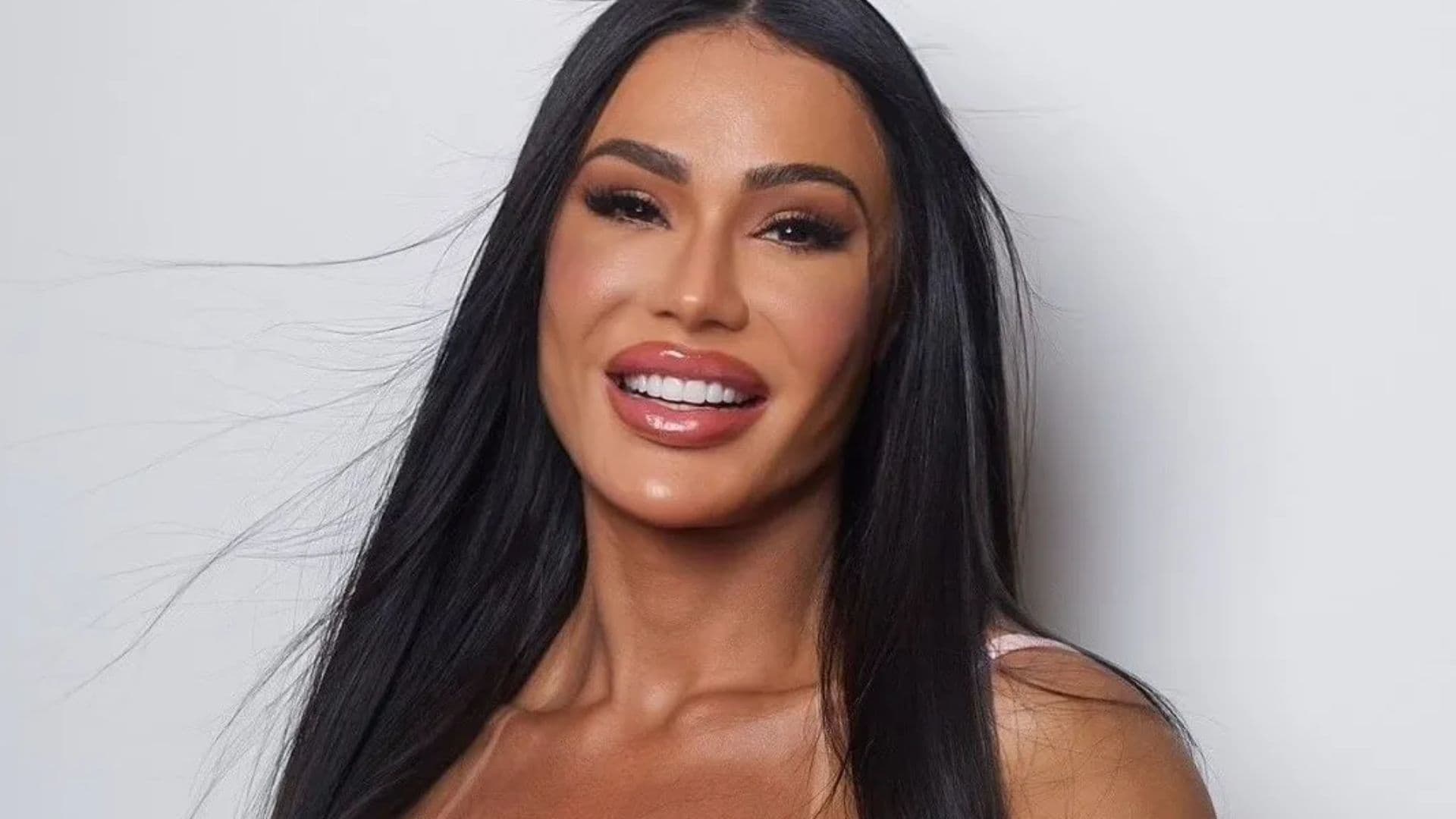 Gracyanne Barbosa afirma que ‘faz amor’ todos os dias: “Eu não me seguro”