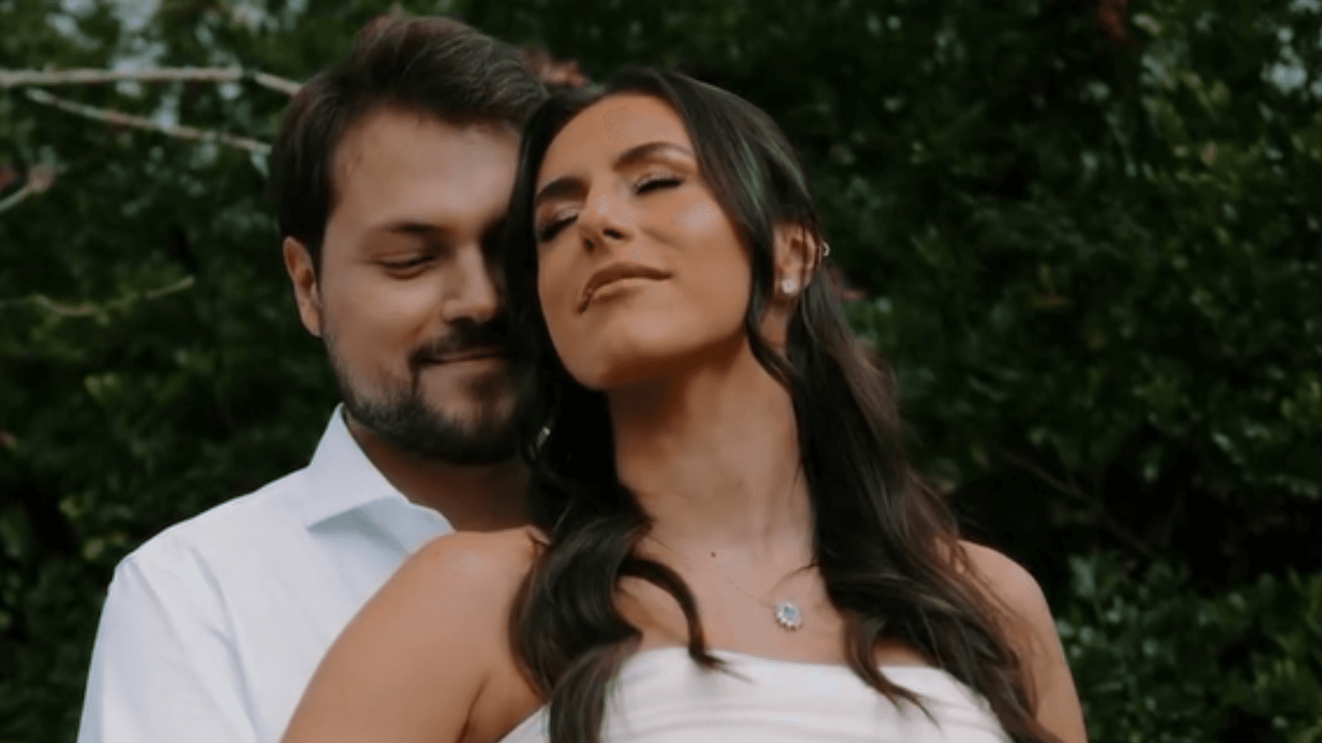Bianca Biancardi se casa e aproveita para revelar sexo do 1º filho