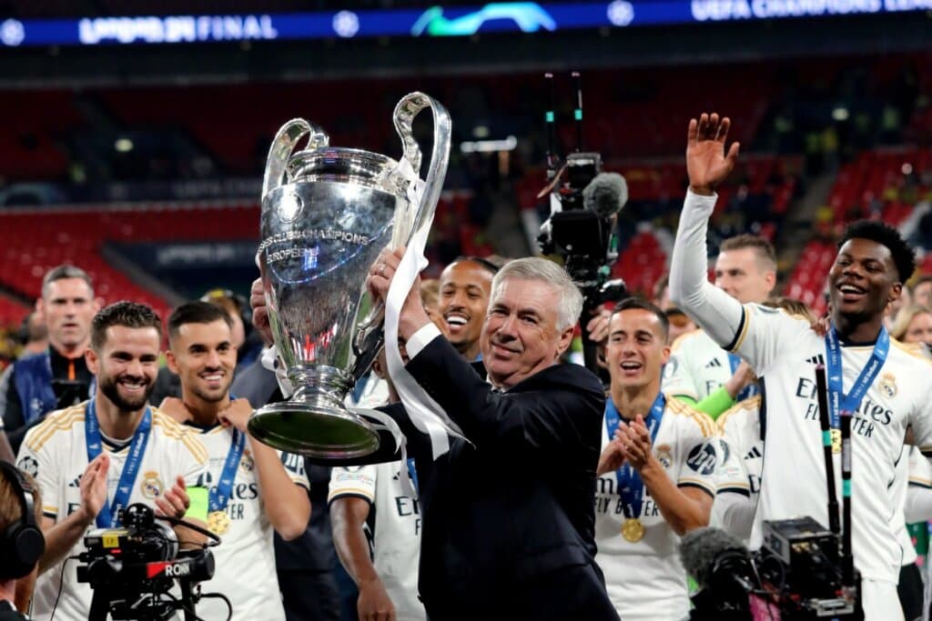 Quem é Carlo Ancelotti? Veja a carreira e os títulos do treinador da Seleção Brasileira