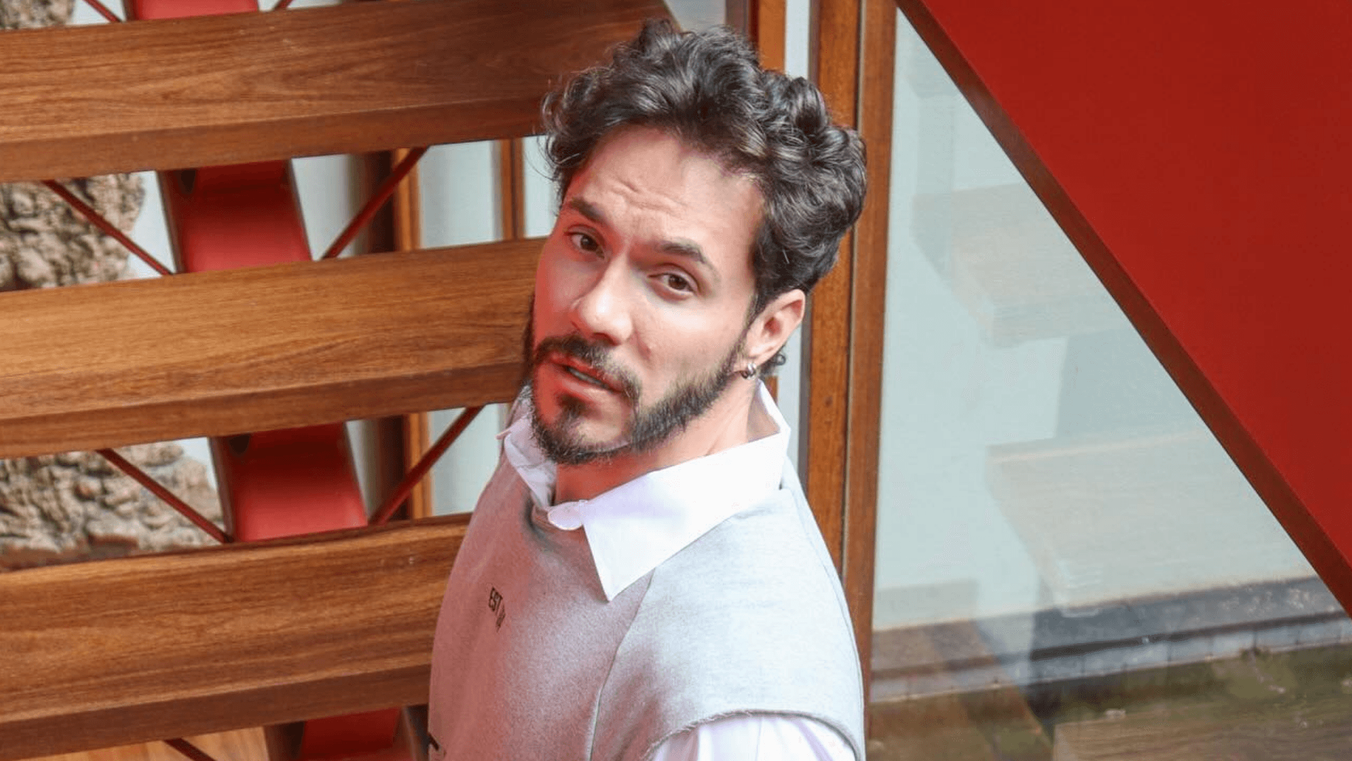 Eliezer revela que vício em pornografia quase destruiu seu casamento com Viih Tube