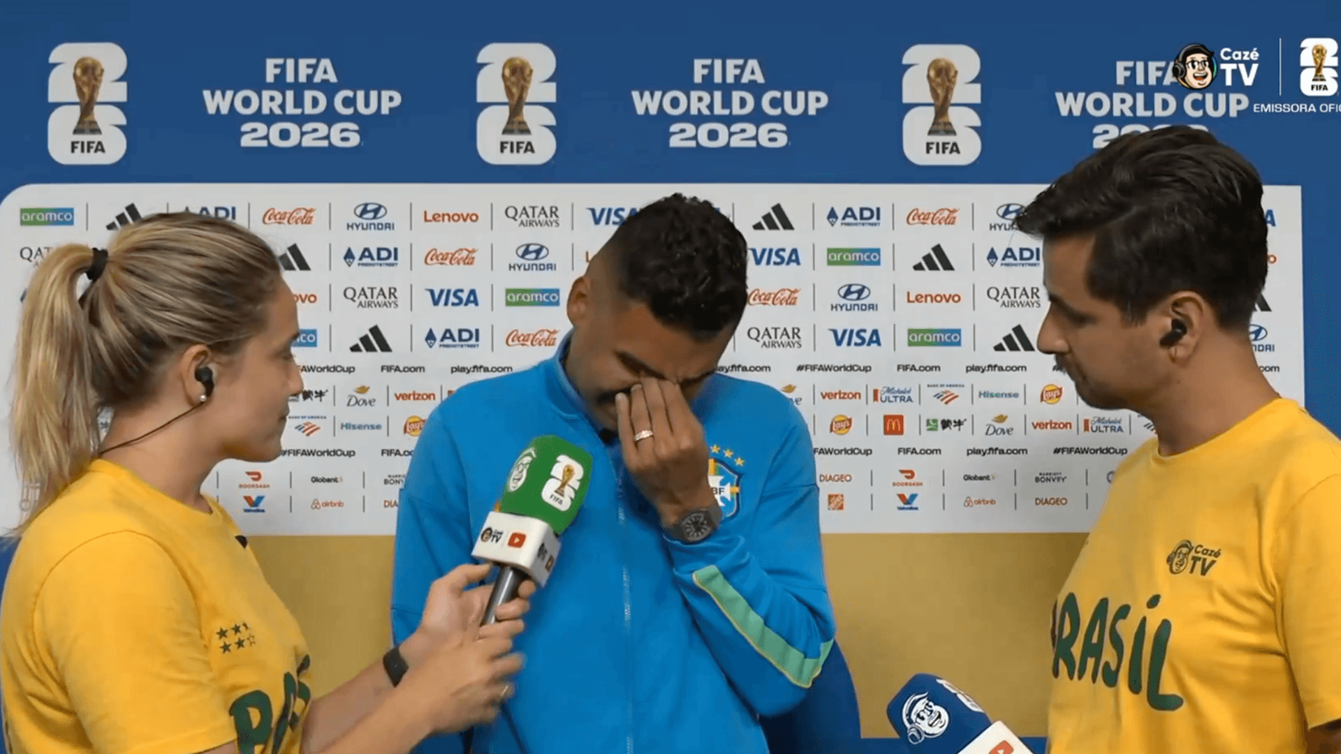 Casemiro desaba em lágrimas após pergunta de Fernanda Gentil
