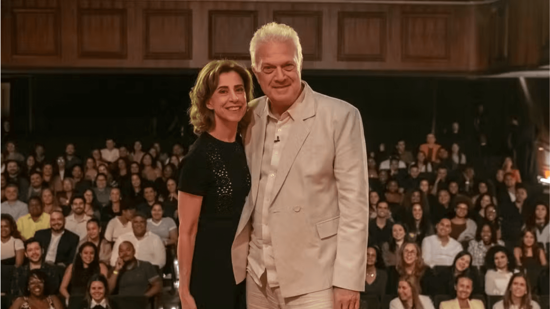 Fernanda Torres relembra casamento com Pedro Bial e faz confissão