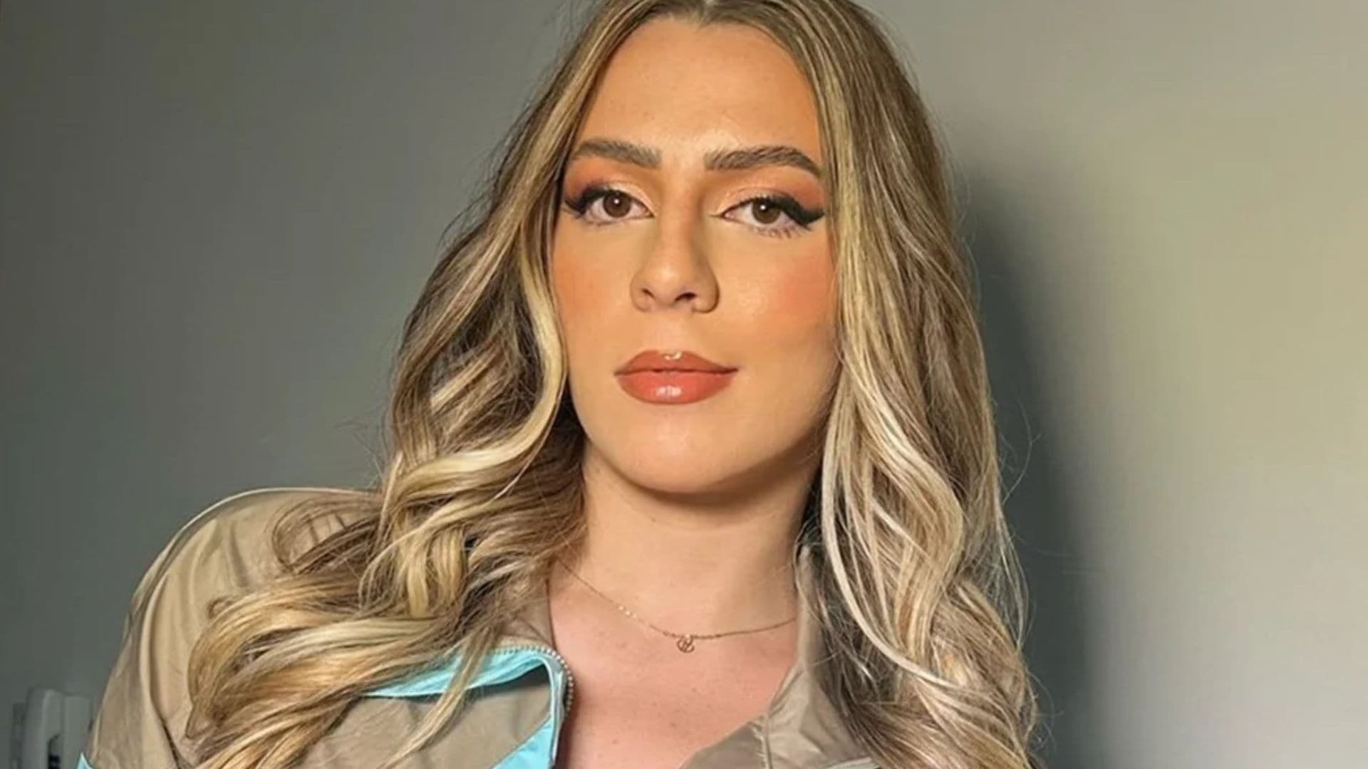 Bebida no rosto e briga ao vivo: Reality de Carlinhos Maia vira palco de confronto com Malévola