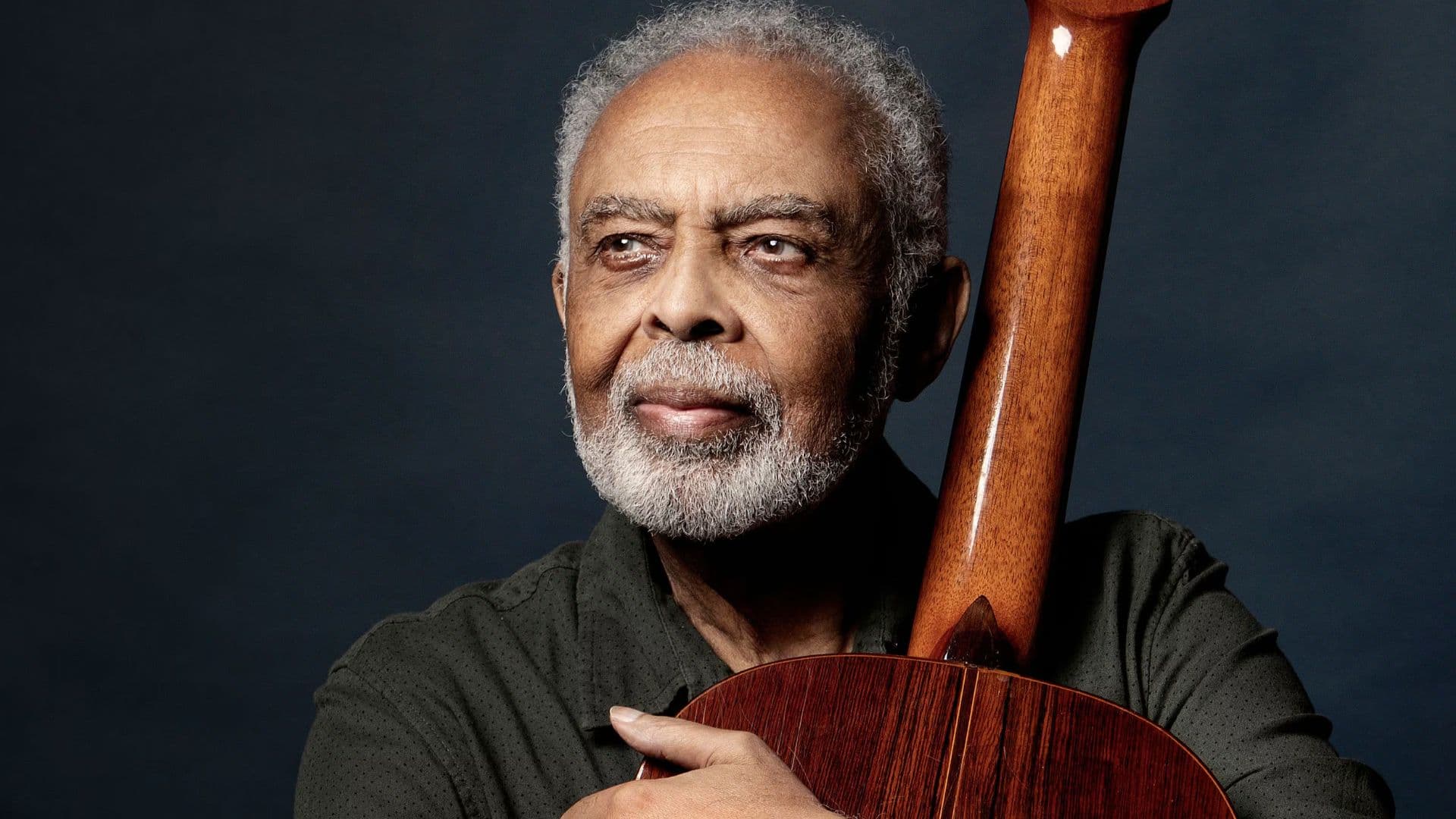 Gilberto Gil fica preso em elevador e é resgatado por bombeiros no Rio