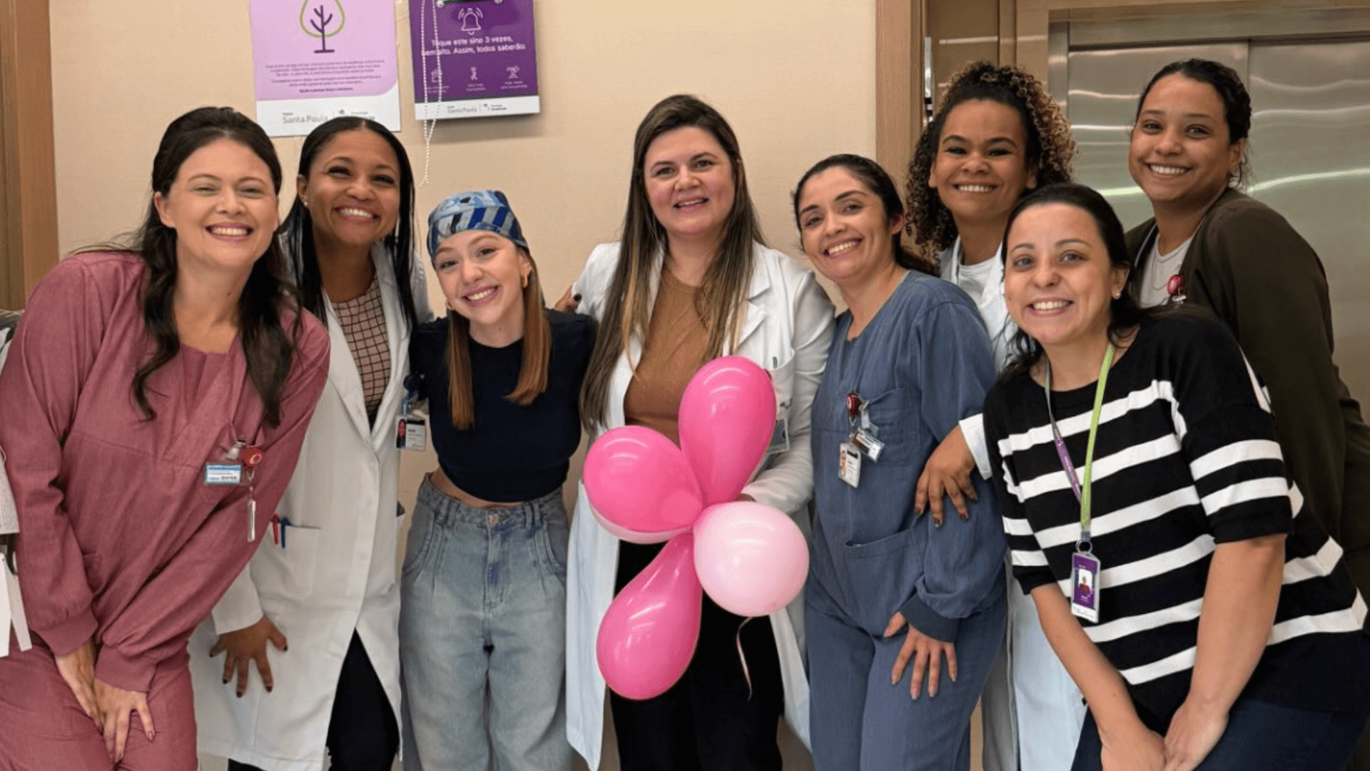 Neta de Carlos Alberto de Nóbrega celebra última sessão de radioterapia