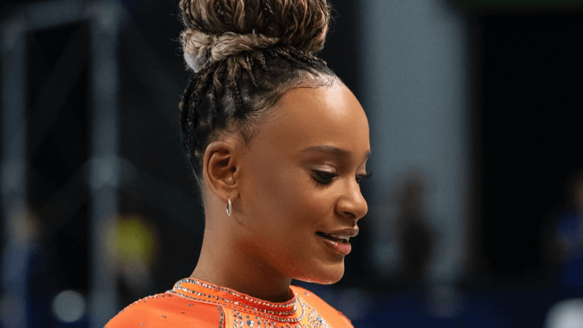 Rebeca Andrade crava salto com maior nota do mundo em 2026