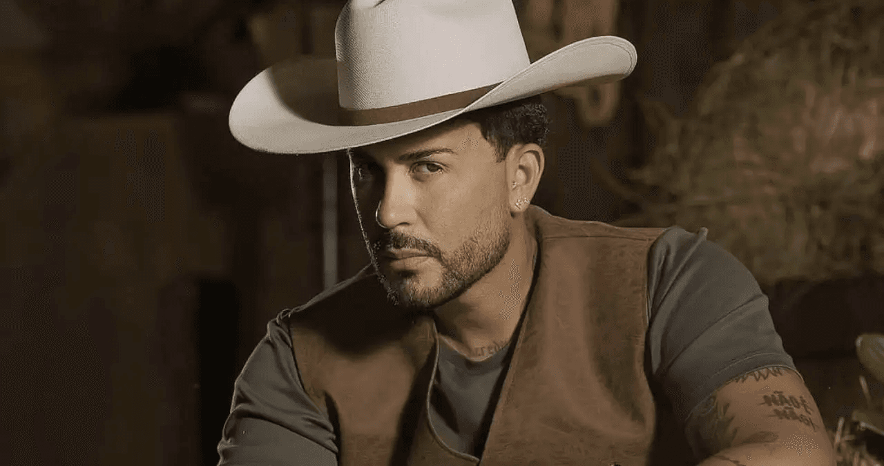 Carlinhos Maia surpreende ao beijar influenciadora durante festa no “Rancho do Maia”