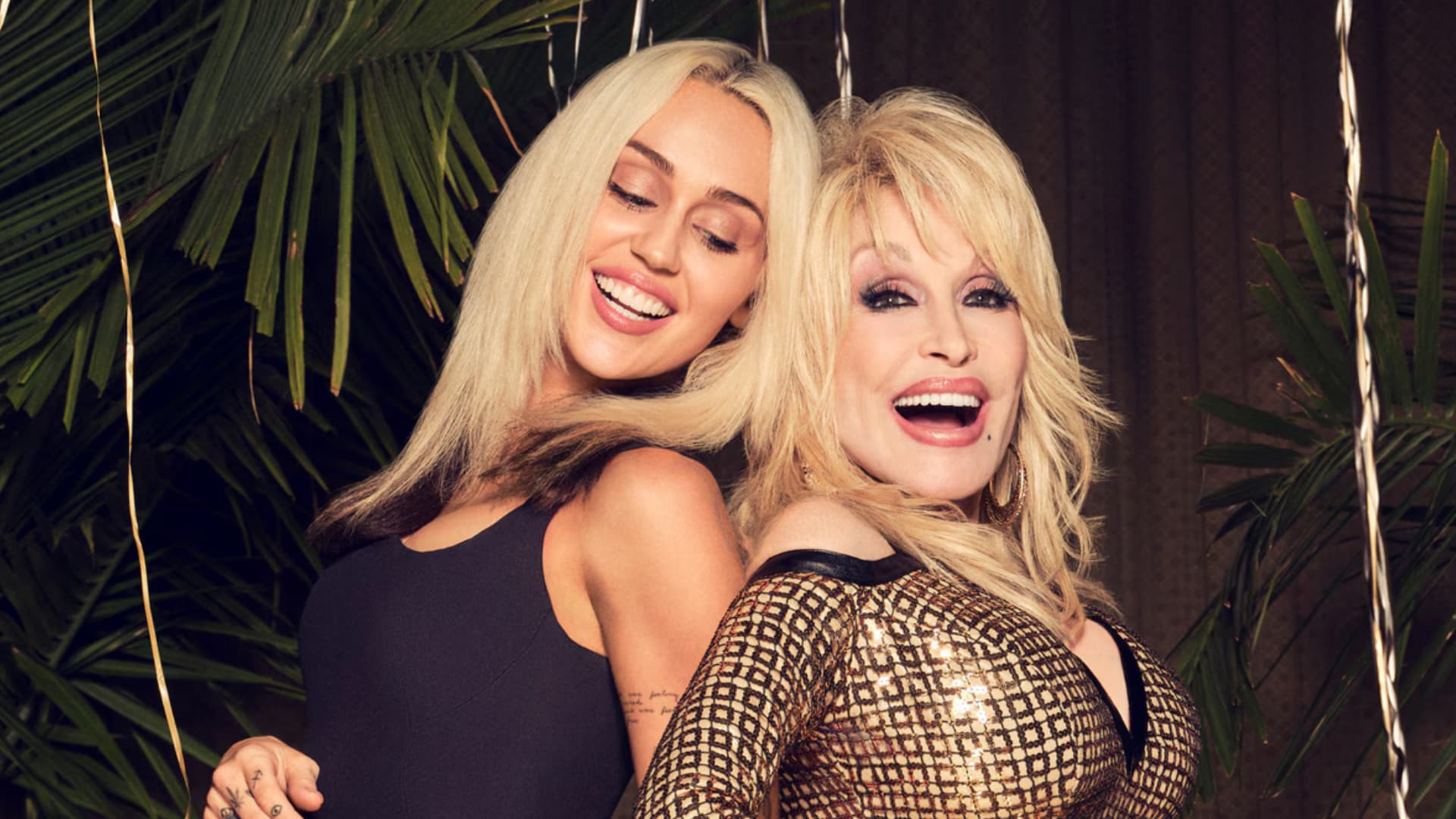 Miley Cyrus se emociona ao relembrar última conversa com Dolly Parton
