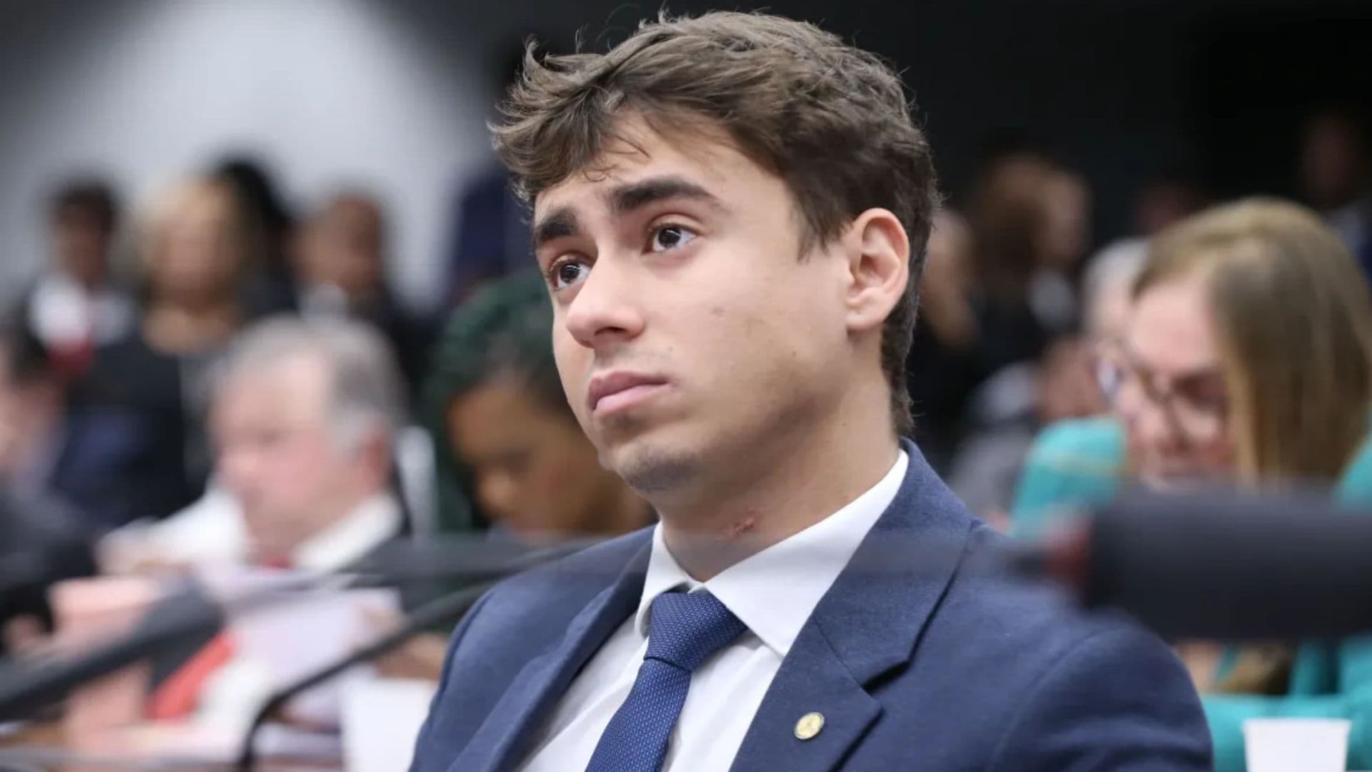 Ouça: Em áudio vazado, Nikolas Ferreira pede favor para Vorcaro