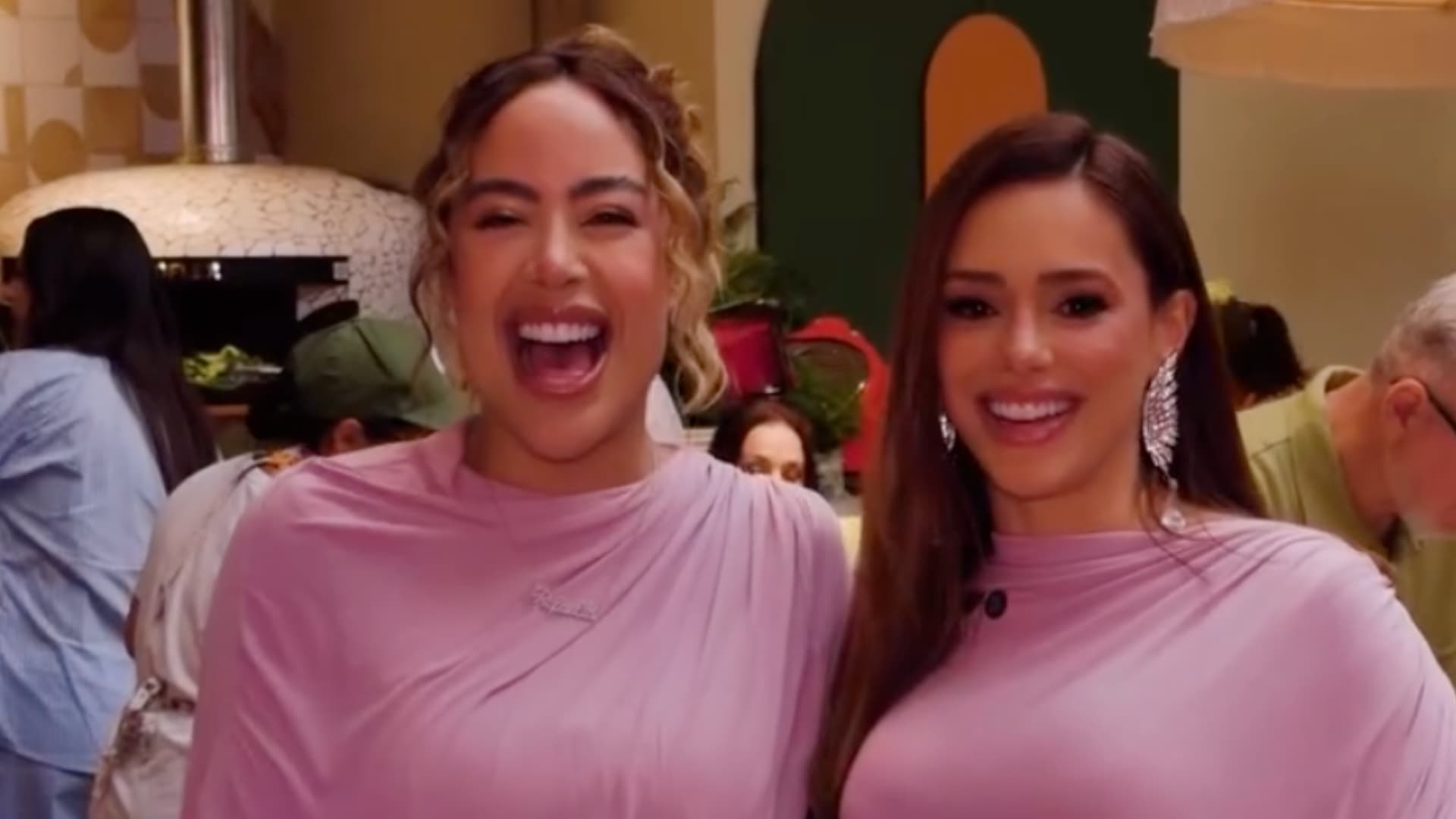 Bruna Biancardi e Rafaella se divertem com looks parecidos na festa de Mavie